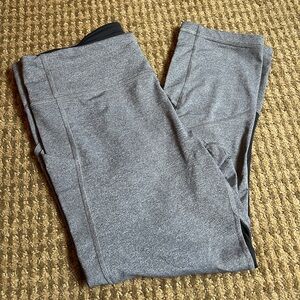 🩶Lululemon Pace Rival crop leggings Running breathable women’s size 10 EUC🩶